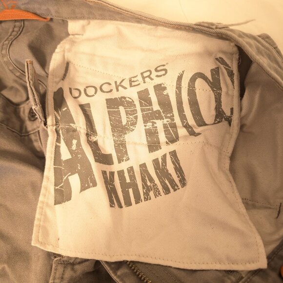 Dockers Alpha Khaki Straight Fit Men’s Pants Gray 36x32 100% Cotton - Picture 2 of 7